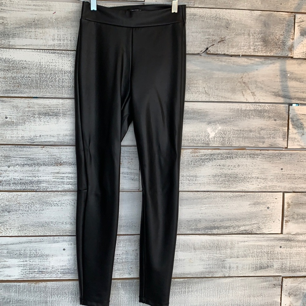 Faux leather legging